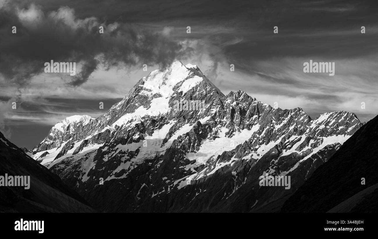 Nachmittagslicht auf Mount Cook, Aoraki Mount Cook Nationalpark, Südinsel, Neuseeland Stockfoto