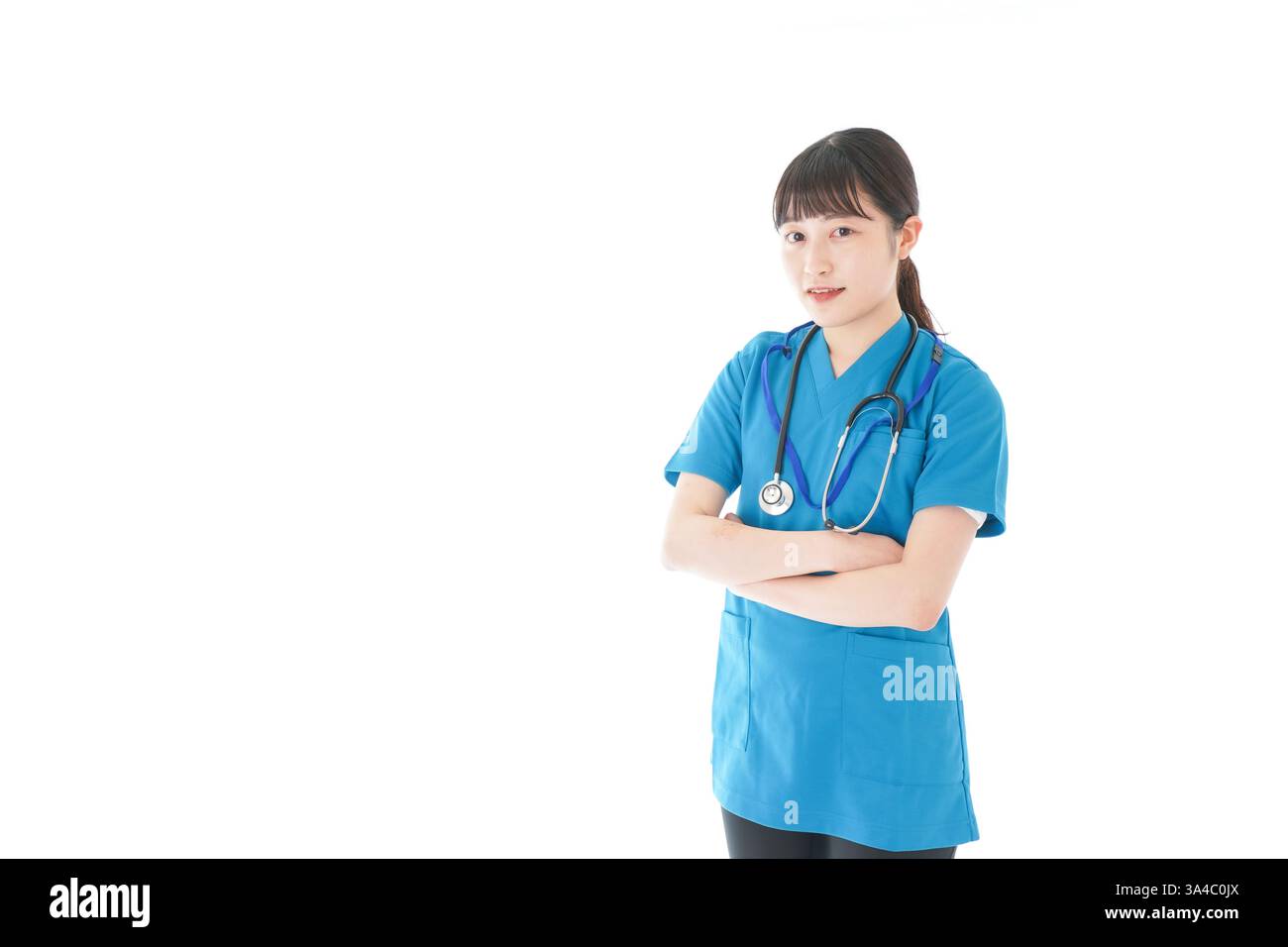 Lächelnde junge Krankenschwester Stockfoto
