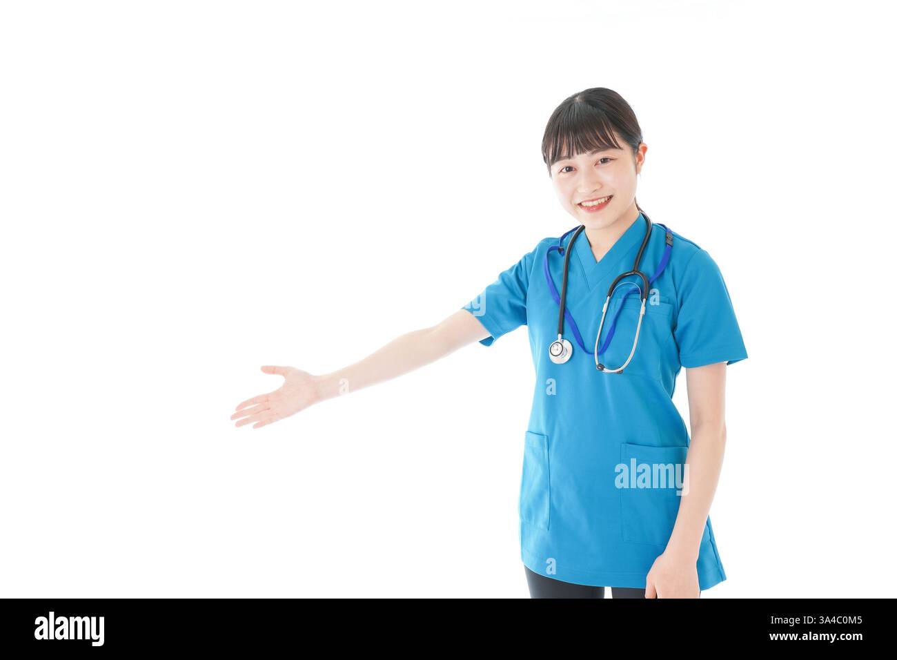 Lächelnde junge Krankenschwester Stockfoto