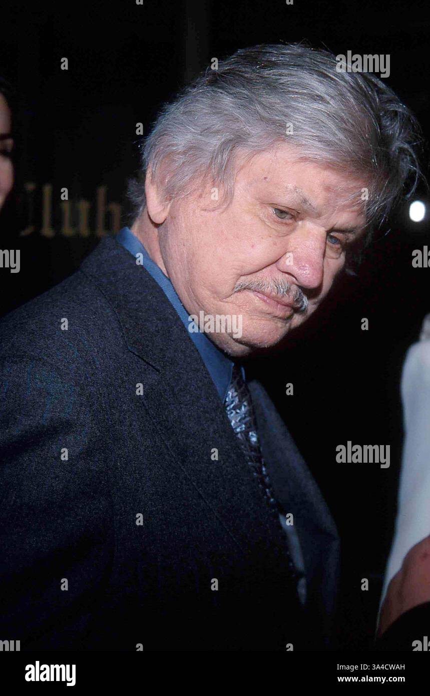 27. Dezember 2002 - K20460TR. SD11/17/2000.XMAS PARTY IM FRIARS CLUB BEVERLY HILLS, KALIFORNIEN. CHARLES BRONSON. TOM RODRIGUEZ / CHARLESBRONSONRETRO (Kredit-Bild: © Globe Photos/ZUMAPRESS.com) Stockfoto