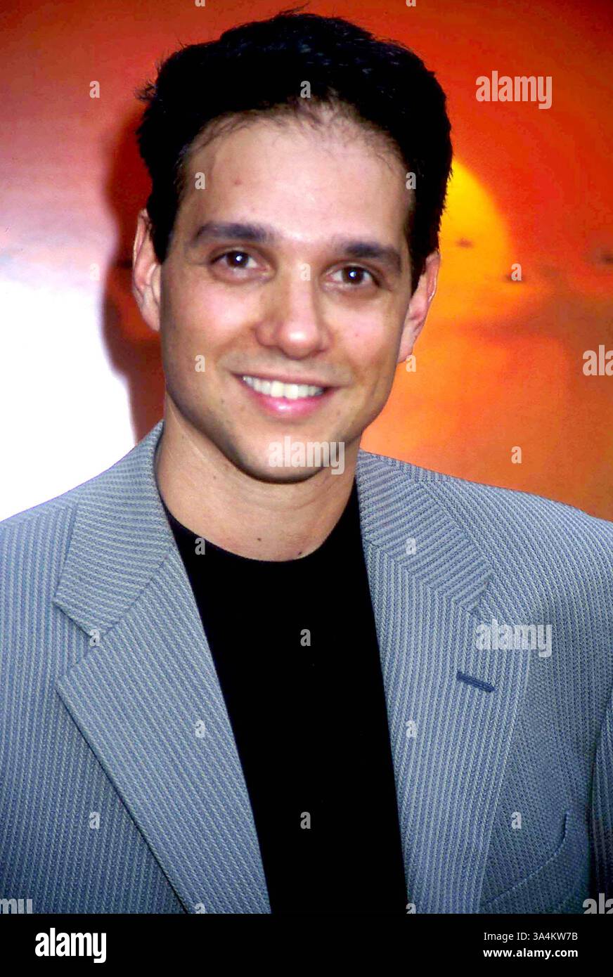 Januar 2011 – K22549TM SD0723.''APOKALYPSE NOW REDUX'' NY PREMIERE IN ALICE TULLY HALL IN NEW YORK CITY. RALPH MACCHIO. TRICIA WIESEN/ 2001(Bild: © Globe Photos/ZUMAPRESS.com) Stockfoto