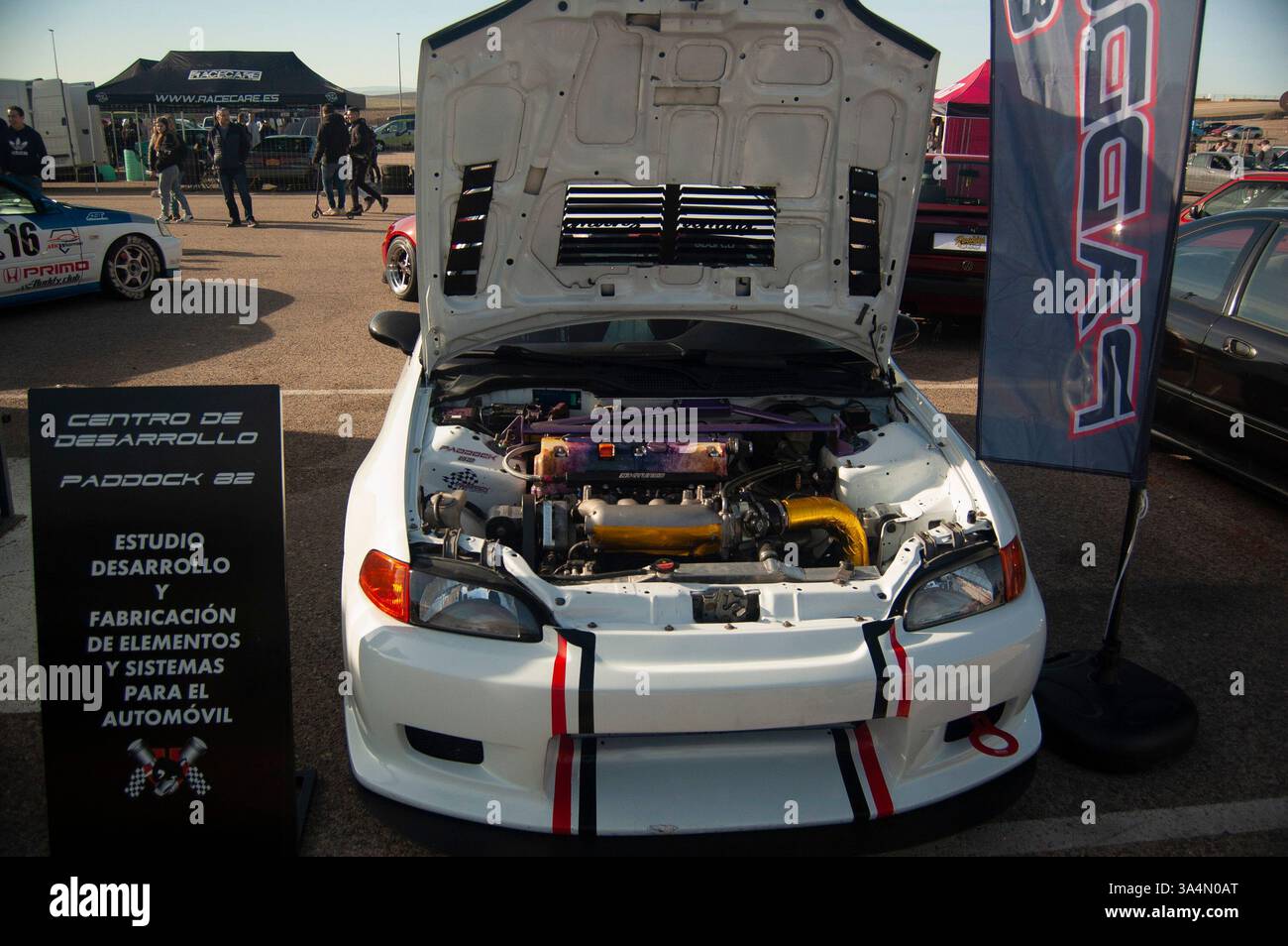 Weißer Honda Civic Type-R mit Karosserie in Spanien Stockfoto