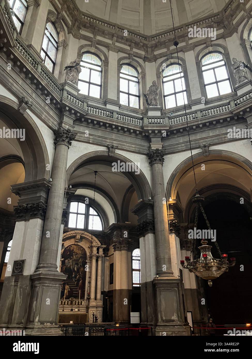 Das Innere der Basilika Santa Maria della Salute, Weihe 1687 Stockfoto