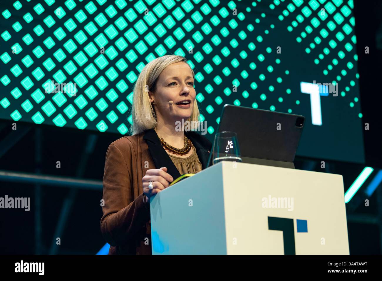 TRANSFORMATION 2025 Prof. Dr. Louisa Specht-Riemenschneider, Bundesbeauftragte für den Datenschutz und die Informationsfreiheit, spricht auf der TRANSFORMATION 2025 in der STATION Berlin über den Datenschutz in Deutschland. *** TRANSFORM 2025 Prof Dr. Louisa Specht Riemenschneider, Bundesbeauftragte für Datenschutz und Informationsfreiheit, spricht auf der TRANSFORM 2025 in Berlin über den Datenschutz in Deutschland Urheberrecht: XEVENTPRESSxJeremyxKnowlesx Stockfoto