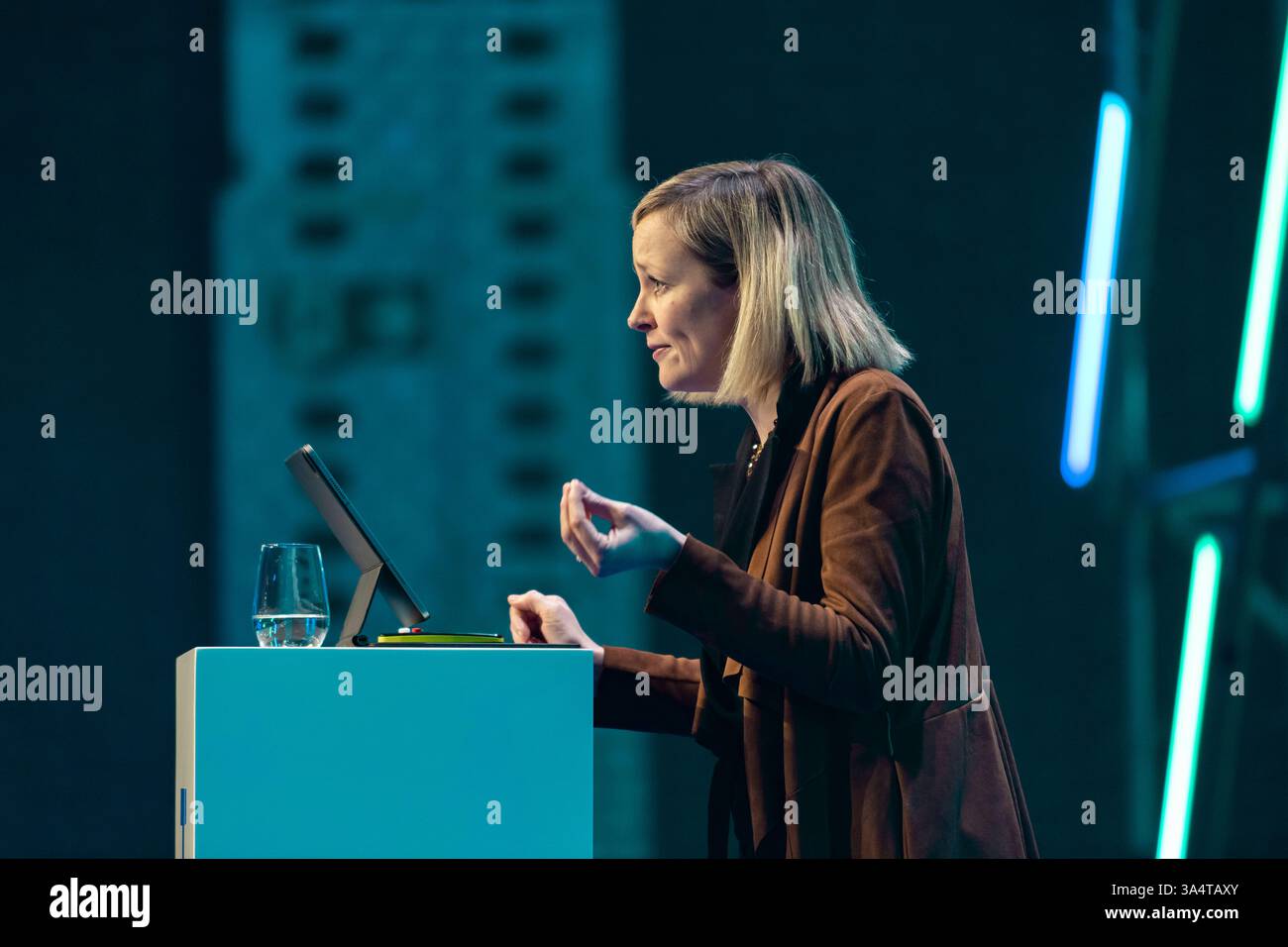 TRANSFORMATION 2025 Prof. Dr. Louisa Specht-Riemenschneider, Bundesbeauftragte für den Datenschutz und die Informationsfreiheit, spricht auf der TRANSFORMATION 2025 in der STATION Berlin über den Datenschutz in Deutschland. *** TRANSFORM 2025 Prof Dr. Louisa Specht Riemenschneider, Bundesbeauftragte für Datenschutz und Informationsfreiheit, spricht auf der TRANSFORM 2025 in Berlin über den Datenschutz in Deutschland Urheberrecht: XEVENTPRESSxJeremyxKnowlesx Stockfoto