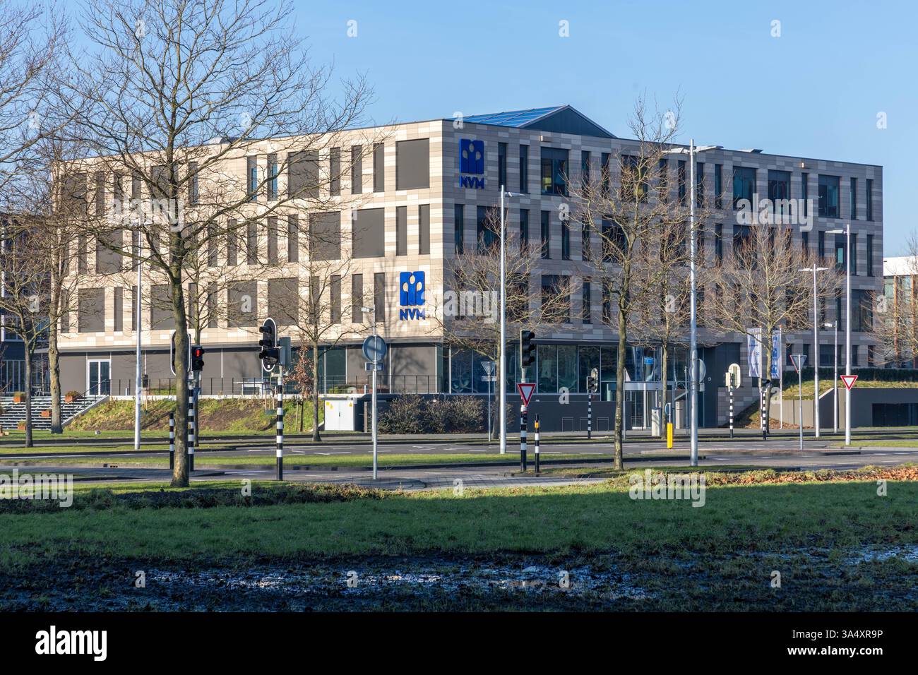 NVM Building Logoschild, NVM ist ein niederländischer Verband von Immobilienmaklern. Stockfoto