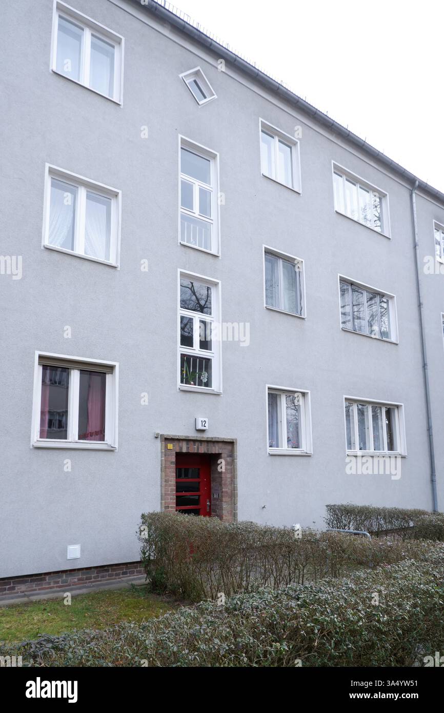 Seimensstadt in Berlin Charlottenburg 2025 umfasst ikonische Sozialwohnungen 1929–34, die von Architekten unter anderem Walter Gropius entworfen wurden. Stockfoto