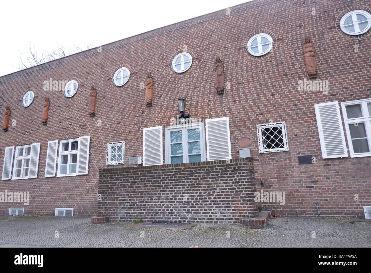 Seimensstadt in Berlin Charlottenburg 2025 umfasst ikonische Sozialwohnungen 1929–34, die von Architekten unter anderem Walter Gropius entworfen wurden. Stockfoto