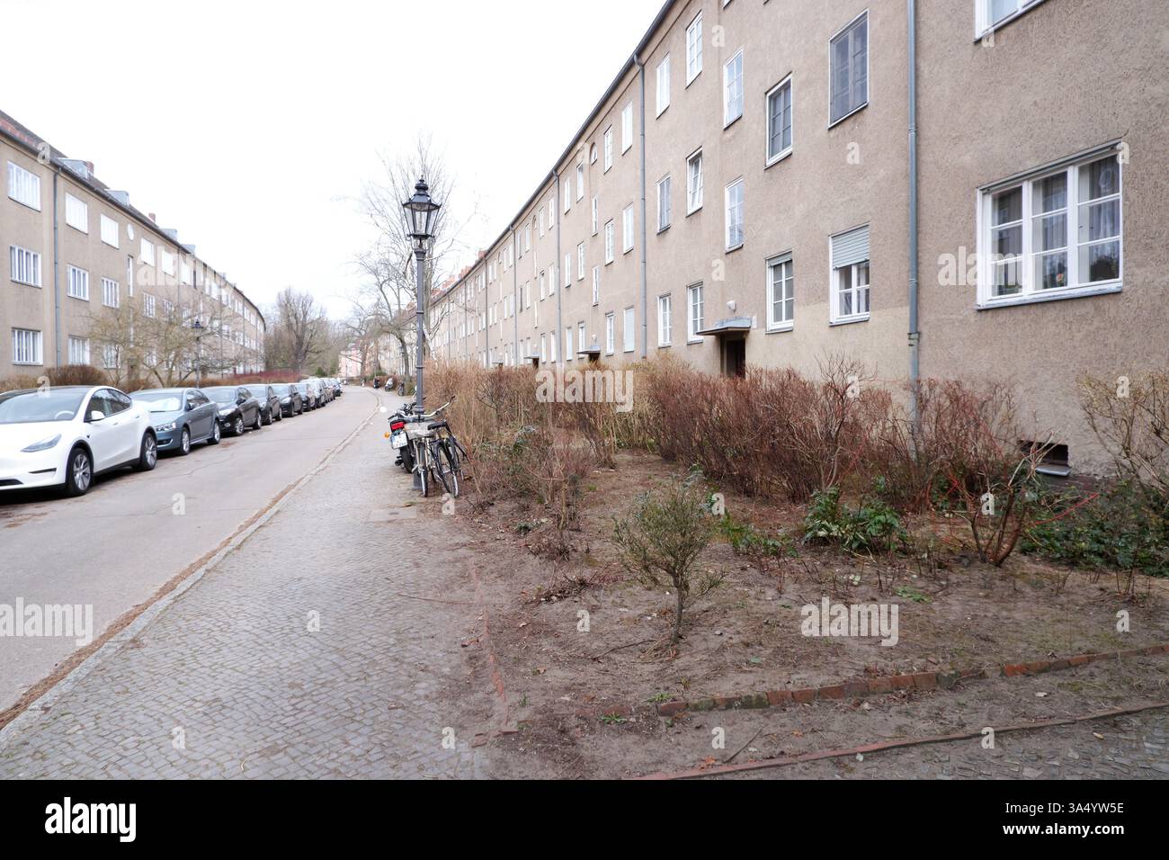 Seimensstadt in Berlin Charlottenburg 2025 umfasst ikonische Sozialwohnungen 1929–34, die von Architekten unter anderem Walter Gropius entworfen wurden. Stockfoto