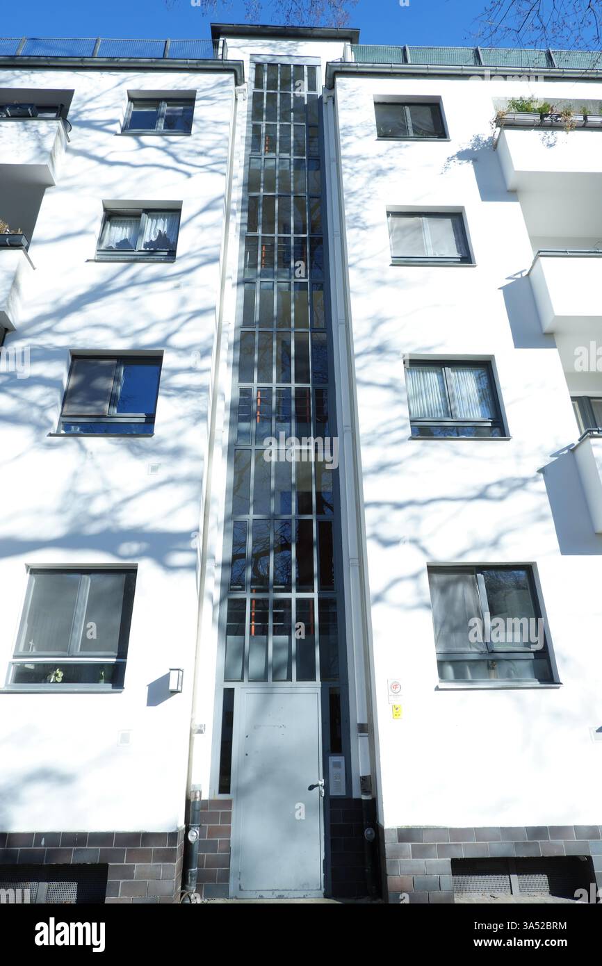 Seimensstadt in Berlin Charlottenburg 2025 umfasst ikonische Sozialwohnungen 1929–34, die von Architekten unter anderem Walter Gropius entworfen wurden. Stockfoto