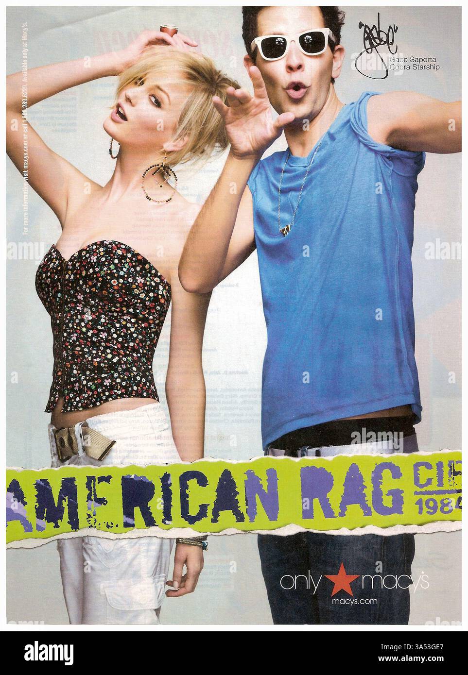 2010er Jahre Gabe Saporta von Cobra Raumschiff für American Rag bei Macy's Printwerbung Stockfoto 2010er Jahre Gabe Saporta von Cobra Raumschiff für American Rag bei Macy's Printwerbung Stockfoto