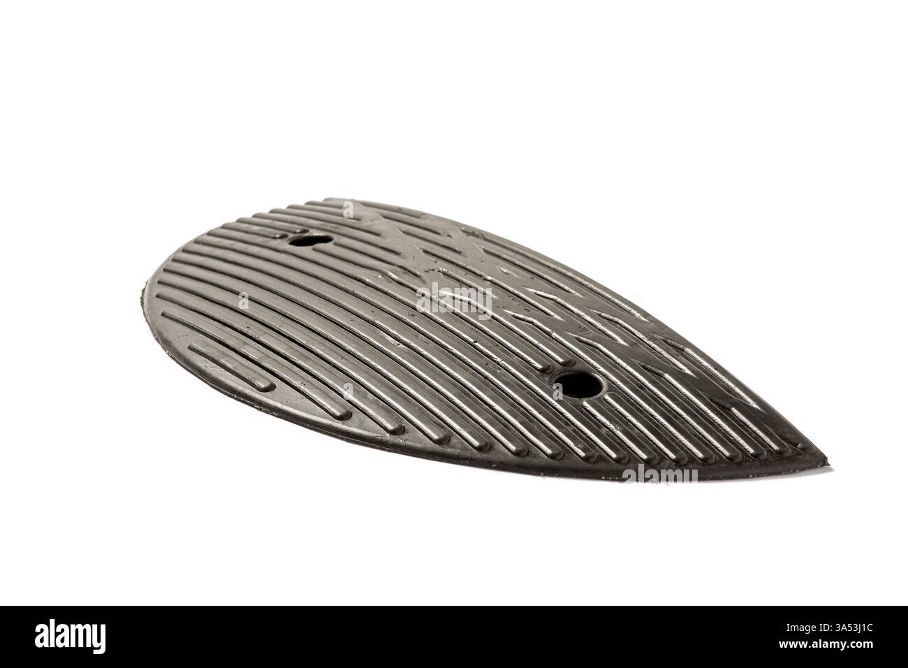 Hochwertige schwarze Gummisohle für hervorragende Traktion und Strapazierfähigkeit im Schuhdesign für lang anhaltenden Tragekomfort und Leistung im Alltag Stockfoto