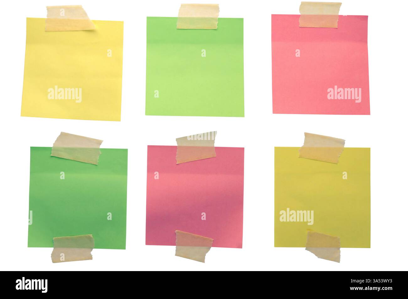 Sechs farbenfrohe Haftnotizen, die mit Klebeband befestigt sind, sorgen für ein lebendiges und organisiertes Display auf einem sauberen weißen Hintergrund. Isoliert Stockfoto