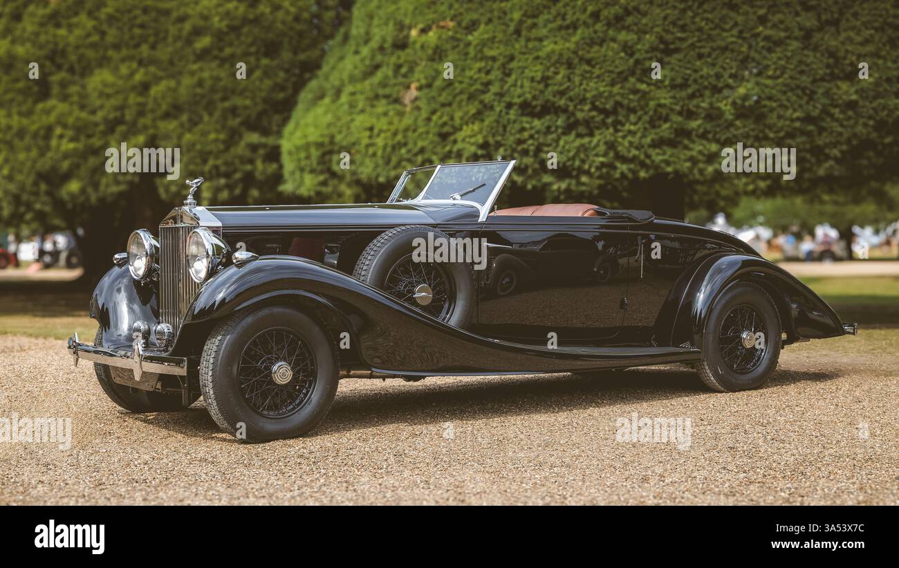 Ein Rolls Royce Phantom II auf dem Concours of Elegance 2024, London Stockfoto