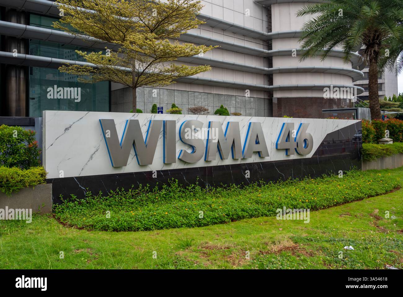 Jakarta, Indonesien - 22. Januar 2025: Ein Grundschild im Wisma 46 Bürogebäude (bekannt als Fountain Pen Building) in Jakarta, Indonesien. Stockfoto