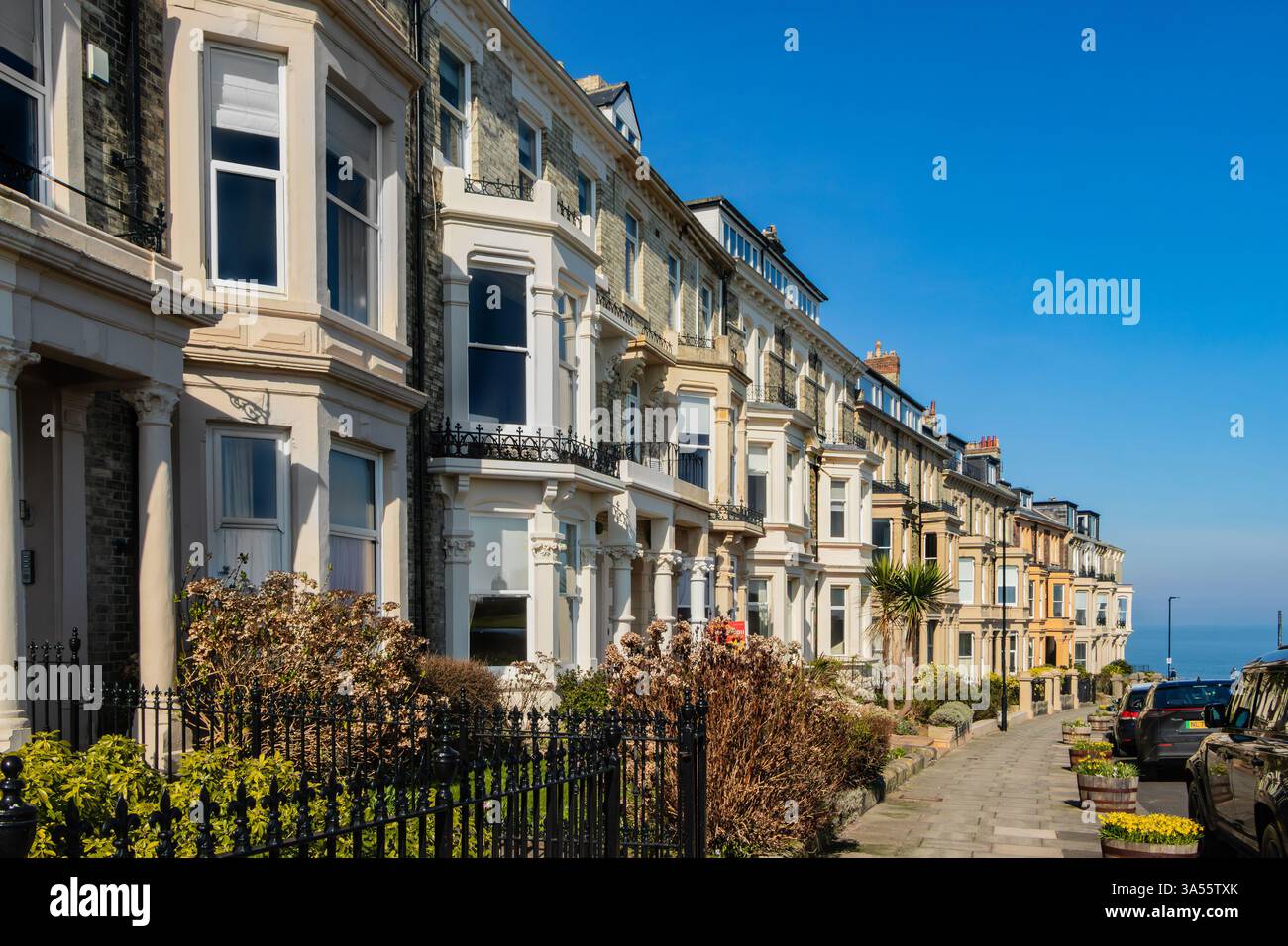 Reihe viktorianischer Stadthäuser auf der percy-Terrasse in tynemouth im Norden tyneside Stockfoto
