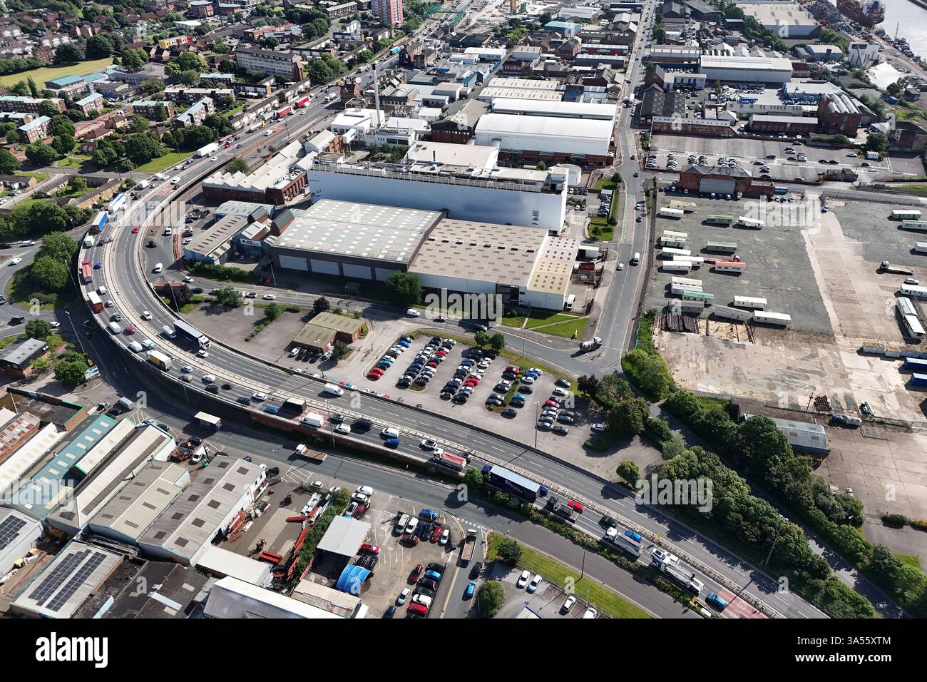 Luftaufnahme der Daltry Street Überführung, zweispurige A63 Hull Stockfoto