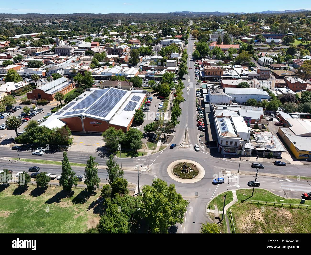 Luftaufnahme des Stadtzentrums von Castlemaine, Victoria Australien Stockfoto