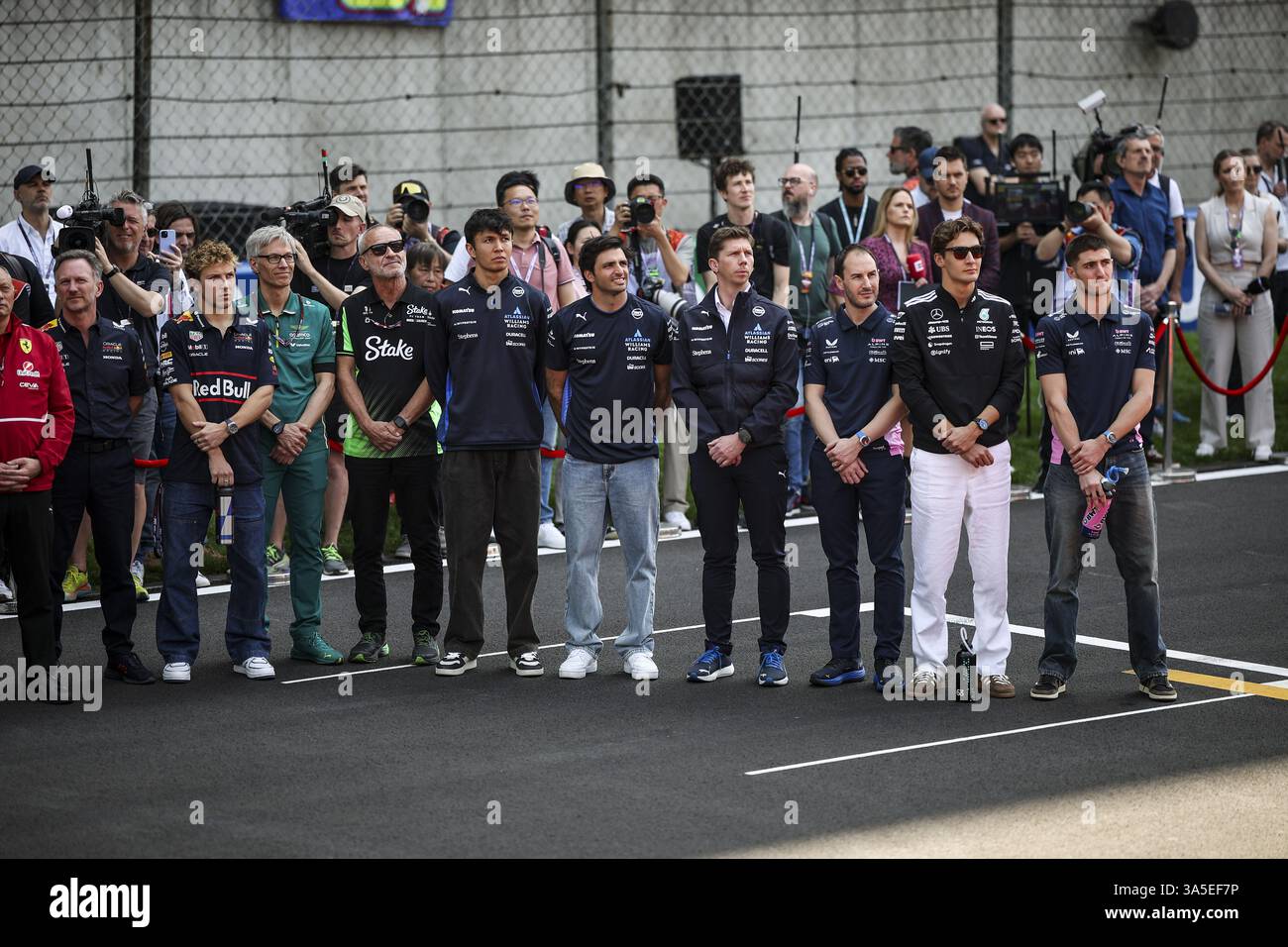 Eddie Jordan Tribute HORNER Christian (gbr), Teamleiter von Red Bull Racing, Porträt LAWSON Liam (nzl), Red Bull Racing RB21, Porträt, ALBON Alexander (tha), Williams Racing FW47, Porträt SAINZ Carlos (Spa) 2025, Williams Racing FW47, Porträt VOWLES James, Teamchef von Williams Racing, Porträt OAKES Oliver, 2. Runde der FIA Formel-1-Weltmeisterschaft 2025 vom 21. bis 23. März 2025 Stockfoto
