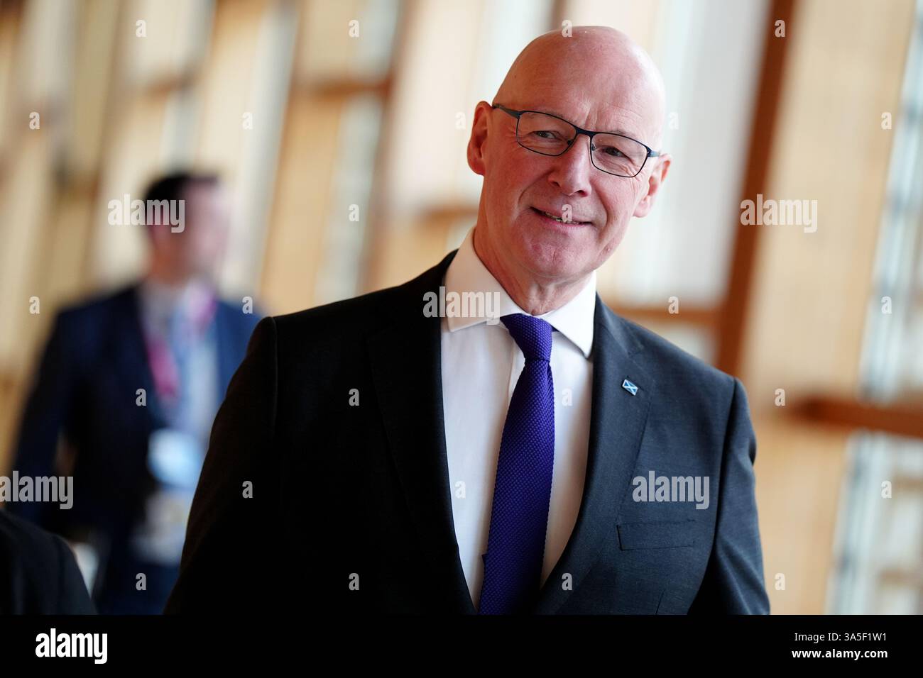 Dateifoto vom 03/25 des Ersten schottischen Ministers John Swinney, der im nächsten Monat im Rahmen der Tartan Week, der jährlichen Feier des schottischen Erbes und der schottischen Kultur in den Vereinigten Staaten, eine Reihe von Engagements in New York durchführen wird. Es wird erwartet, dass der erste Minister mit einer Reihe hochkarätiger aktueller und potenzieller Investoren zusammentreffen wird, um die wirtschaftlichen Chancen in Schottland zu fördern. Ausgabedatum: Sonntag, 23. März 2025. Stockfoto