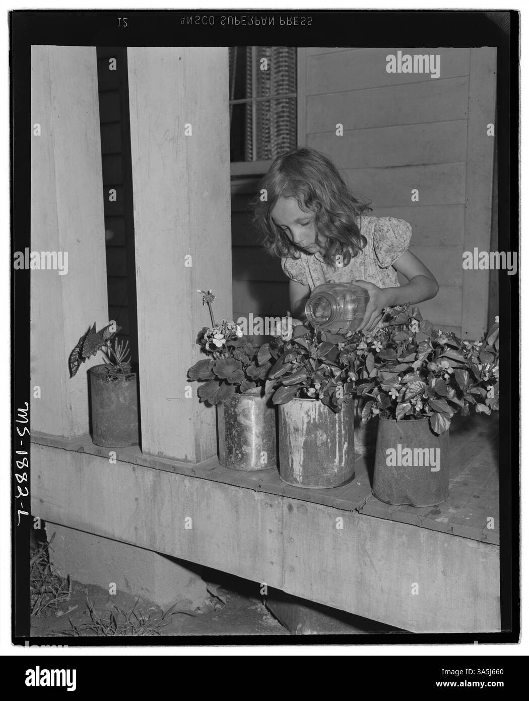 Wyoming G, Tochter des Bergarbeiters T.J. Martin, in der Koppers Coal Division Mine in West Virginia, stellt das Erbe der Bergbaufamilie vor. Stockfoto