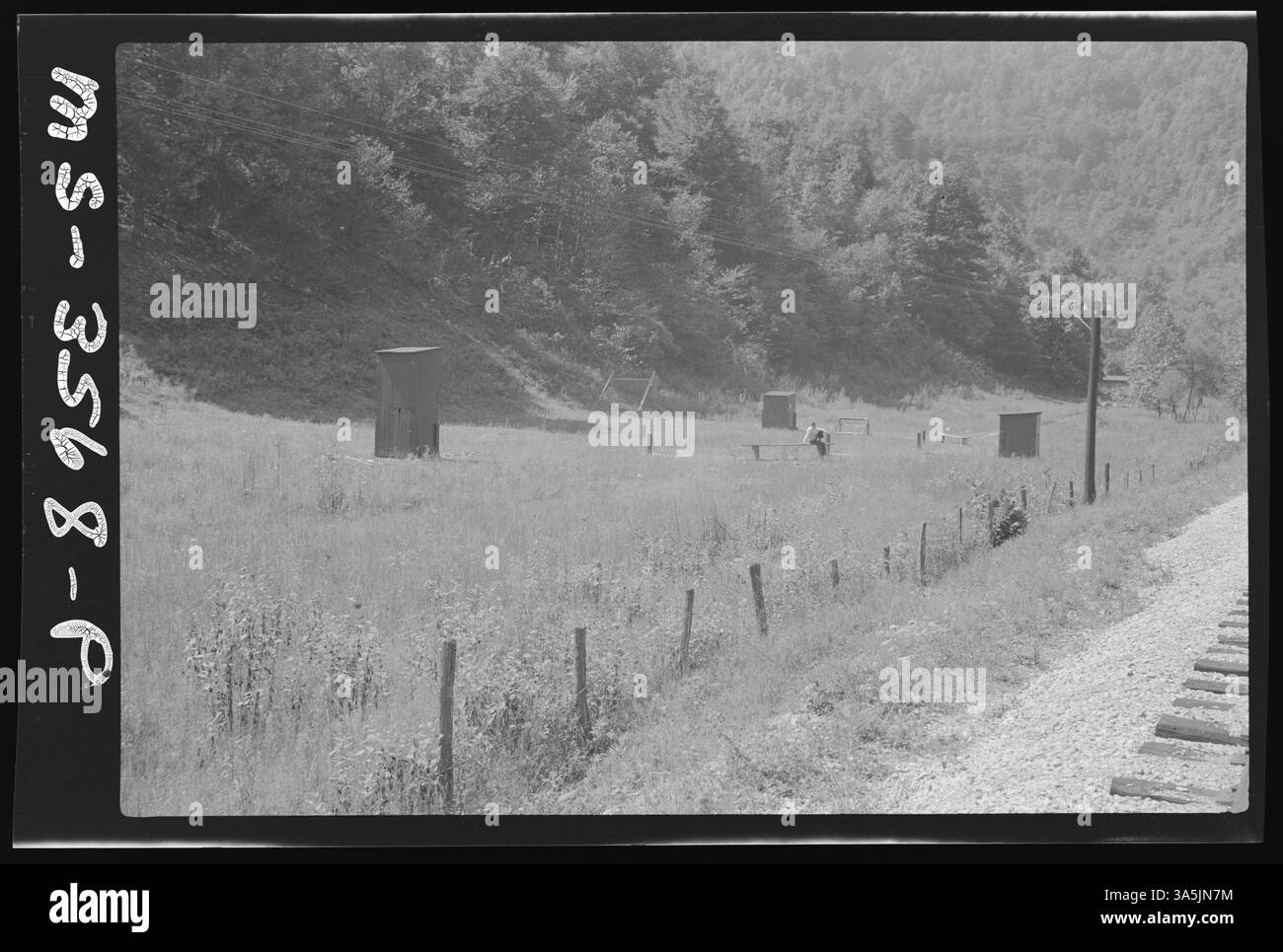 In der Lorado Coal Mining Company wurden mit Unterstützung von gewerkschaftsvertretern und dem Unternehmen, das Land, Ausrüstung und Gebäude lieferte, Skeet- und Pistolenreihen errichtet. Stockfoto