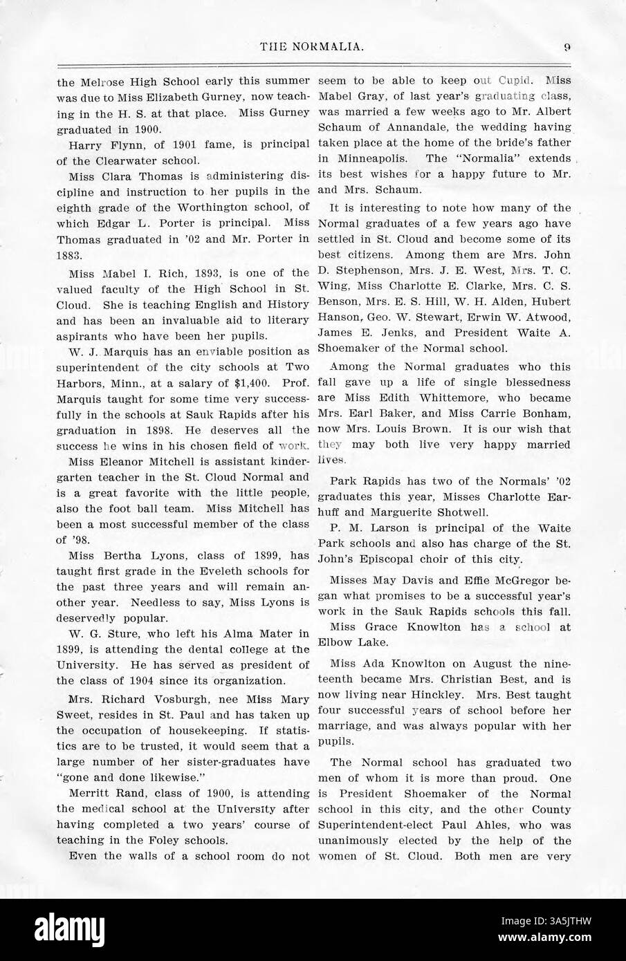 Die Novemberausgabe 1902 der Normalia von der St. Cloud State University enthält Artikel von Lehrkräften und Studenten zu verschiedenen pädagogischen Themen, wie „Only a Rose“ und „Snow Flakes: A Reassible Sketch“. Es enthält auch einen Überblick über die Fußballsaison 1902, die Bildung von Basketballmannschaften für Männer und Frauen sowie Biografien neuer Fakultätsmitglieder wie Maude Chamberlain und J.T. Keppel. Stockfoto