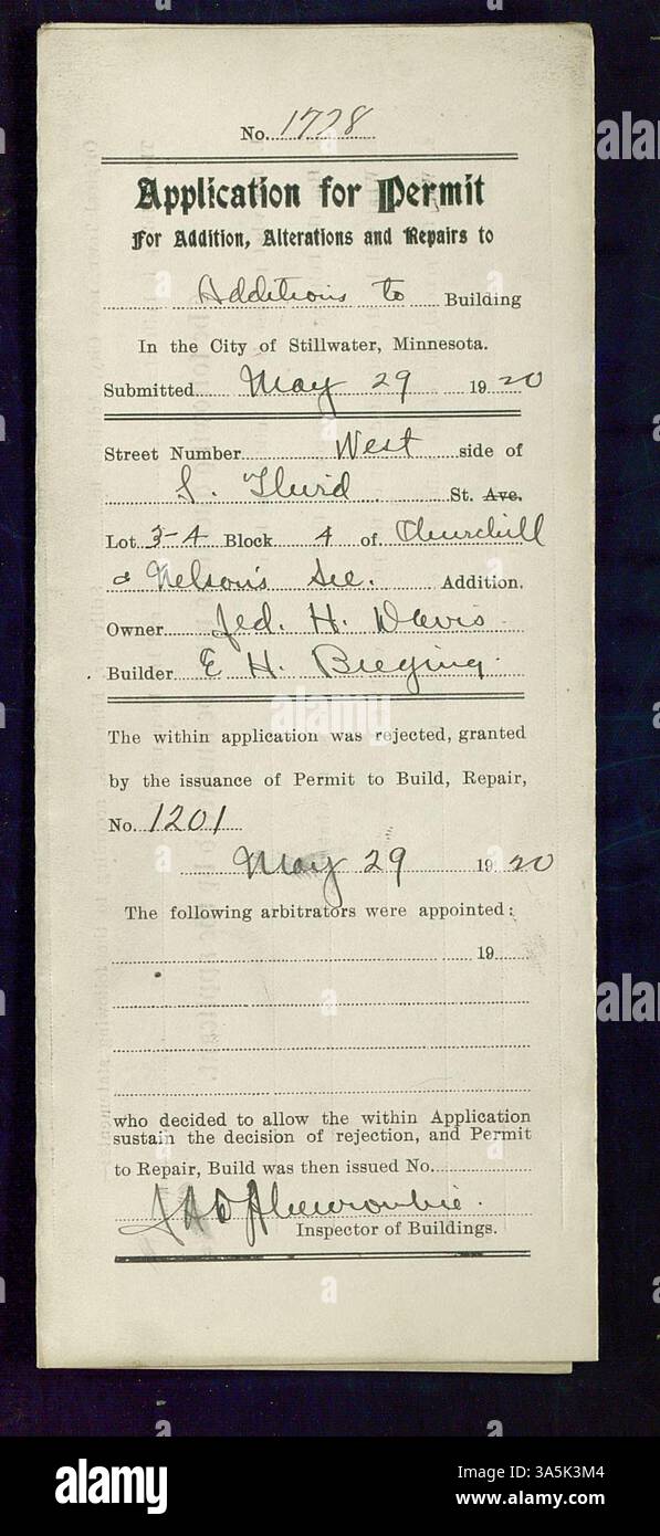 Am 29. Mai 1920 wurde eine Baugenehmigung für den Anbau, Umbau und die Reparatur eines Bauwerks in Stillwater, Minnesota, erteilt. Das Projekt befand sich auf der Westseite der South Third Street, auf den Grundstücken 3 und 4 von Block 4, Churchill und Nelson's Second. Eigentümer: Ted H. Davis, Baumeister: E. H. Bieging. Stockfoto