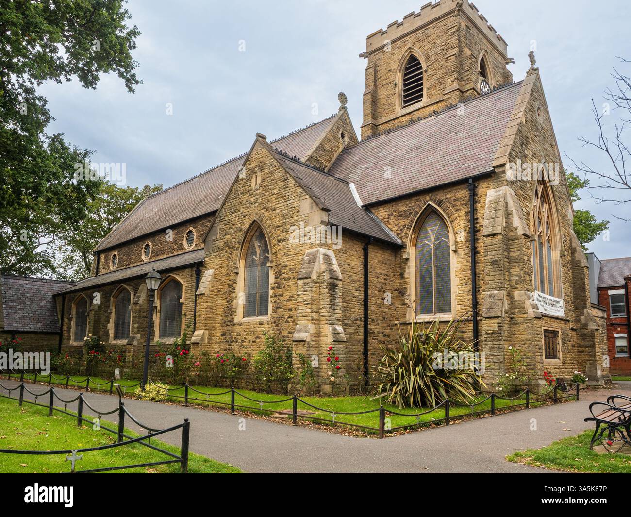 Viktorianische St. Peter's anglikanische Pfarrkirche Cleethorpes, N E Lincs, Großbritannien, 1866 geweiht Stockfoto
