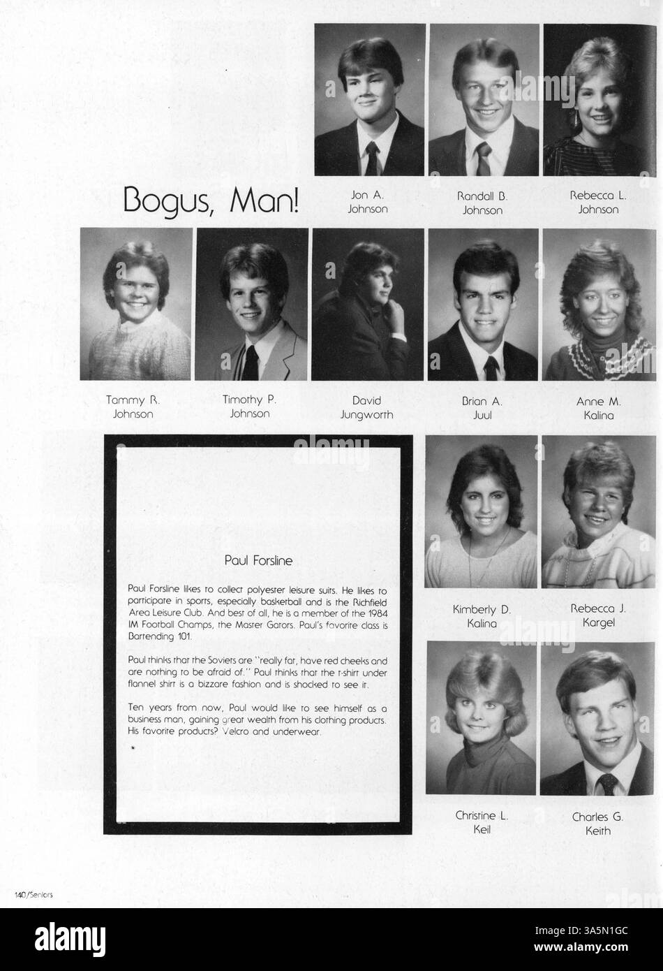 Dieses Jahrbuch 1985 dokumentiert die verschiedenen Aspekte des Lebens von Studenten und Lehrkräften an der Richfield High School, einschließlich akademischer und außerschulischer Höhepunkte. Stockfoto