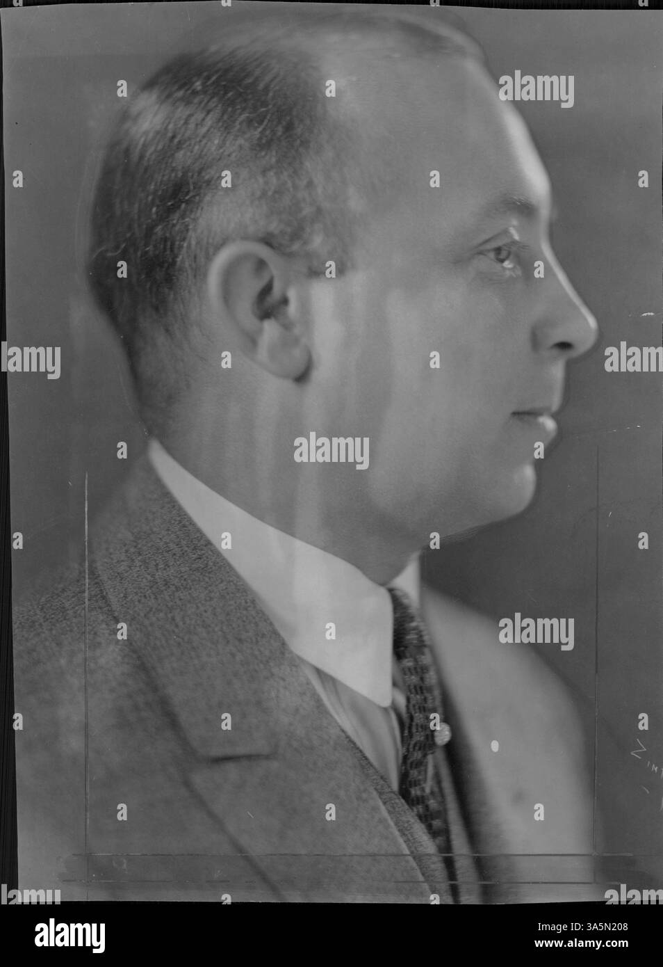 Benjamin Klatskin wird in dieser Saison als Dirigent für die Band am Lake Harriet fungieren, die vom Minneapolis Park Board gesponsert wird und eine Tradition öffentlicher Auftritte im Park fortsetzt. Stockfoto