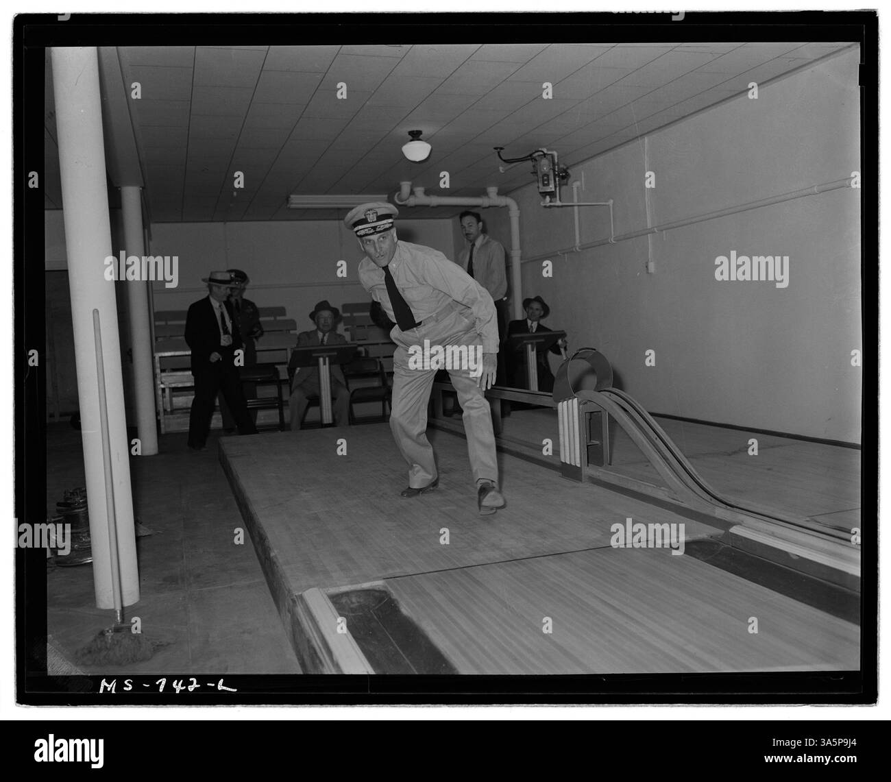 Eine Bowlingbahn in der Stansbury Mine der Union Pacific Coal Company in Rock Springs, Wyoming, bietet Bergleuten und ihren Familien Freizeitmöglichkeiten. Stockfoto
