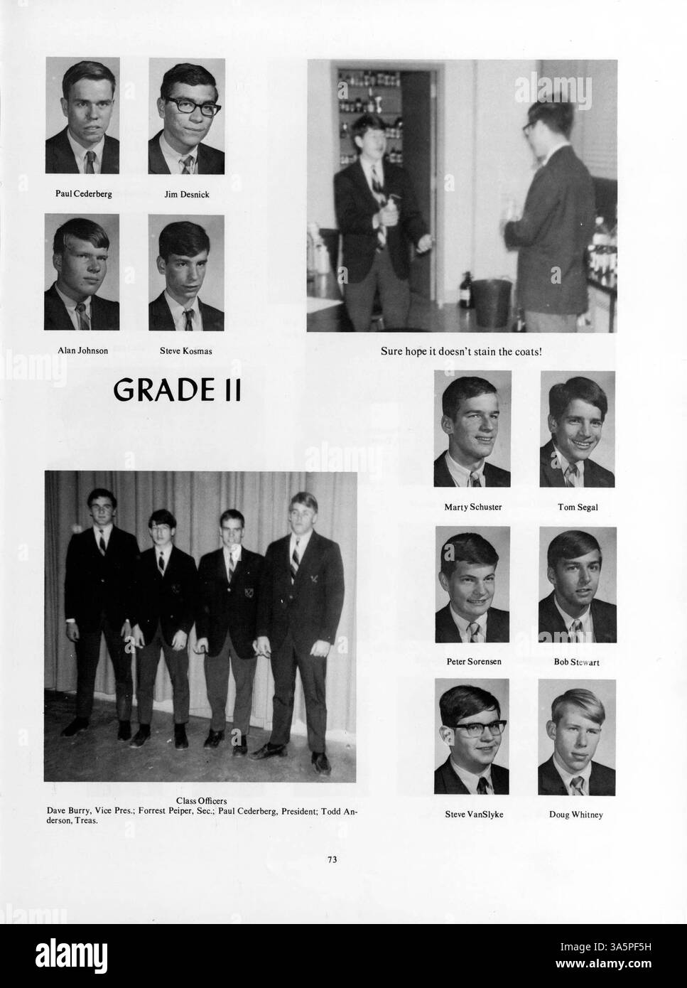 Das Mustang Yearbook 1968 spiegelt die Schülerschaft, die Lehrkräfte, die Leichtathletik, die Vereine und die Veranstaltungen der Breck School wider, die während des akademischen Jahres 1967-1968 stattfanden. Stockfoto