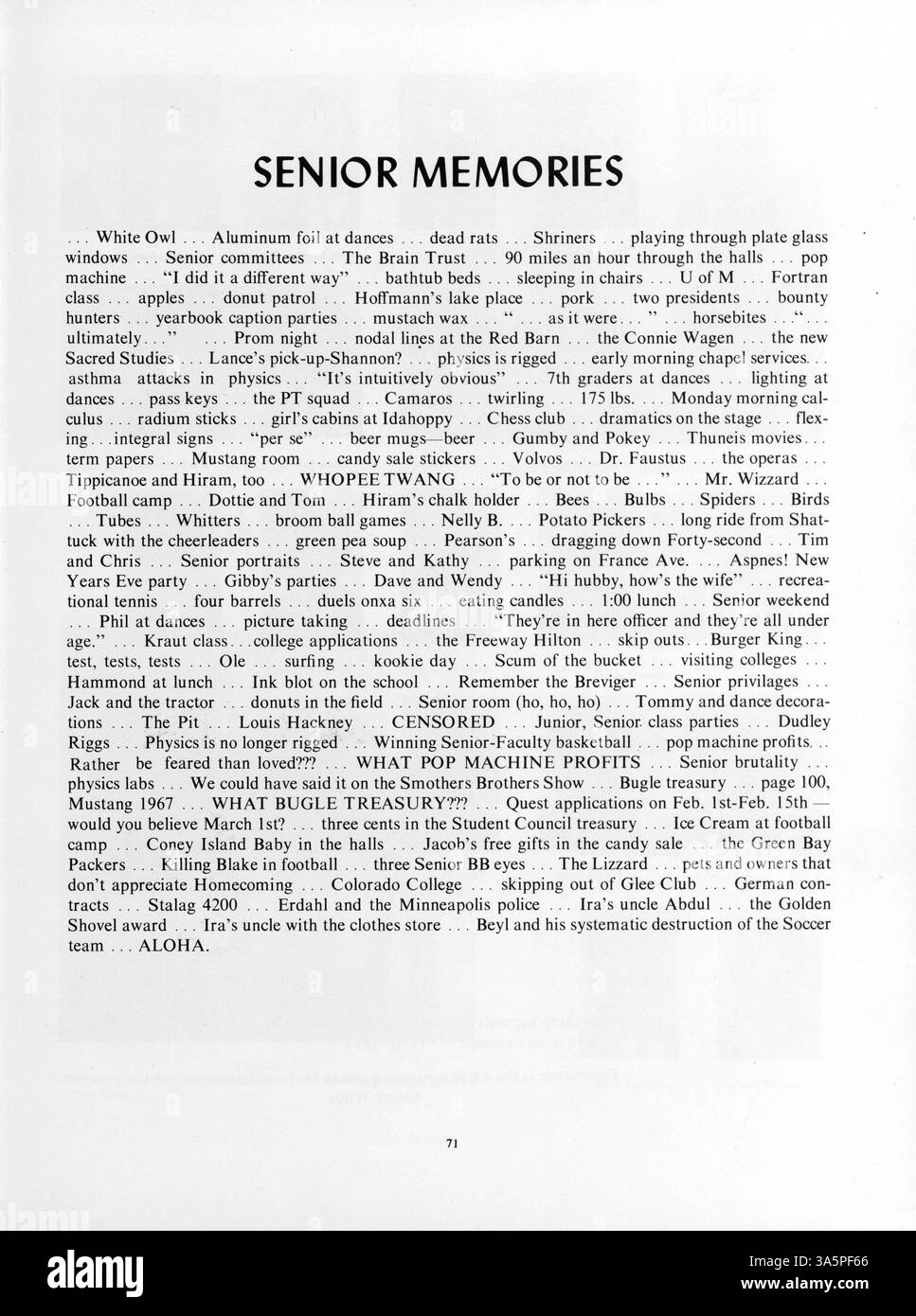 Dieses Mustang Jahrbuch 1968 gibt einen Überblick über das Studentenleben der Breck School, die Leichtathletik, die akademischen Leistungen und die außerschulischen Vereine während des Schuljahres 1967-1968. Stockfoto