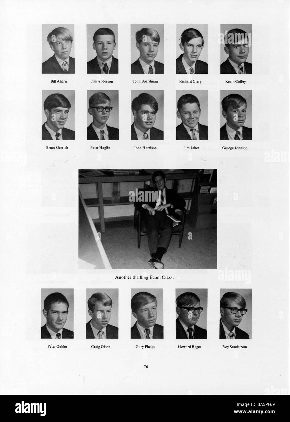 Das Mustang Yearbook 1968 dokumentiert die Schüler, Lehrkräfte, Vereine, Leichtathletik und andere wichtige Ereignisse an der Breck School während des akademischen Jahres 1967-1968. Stockfoto
