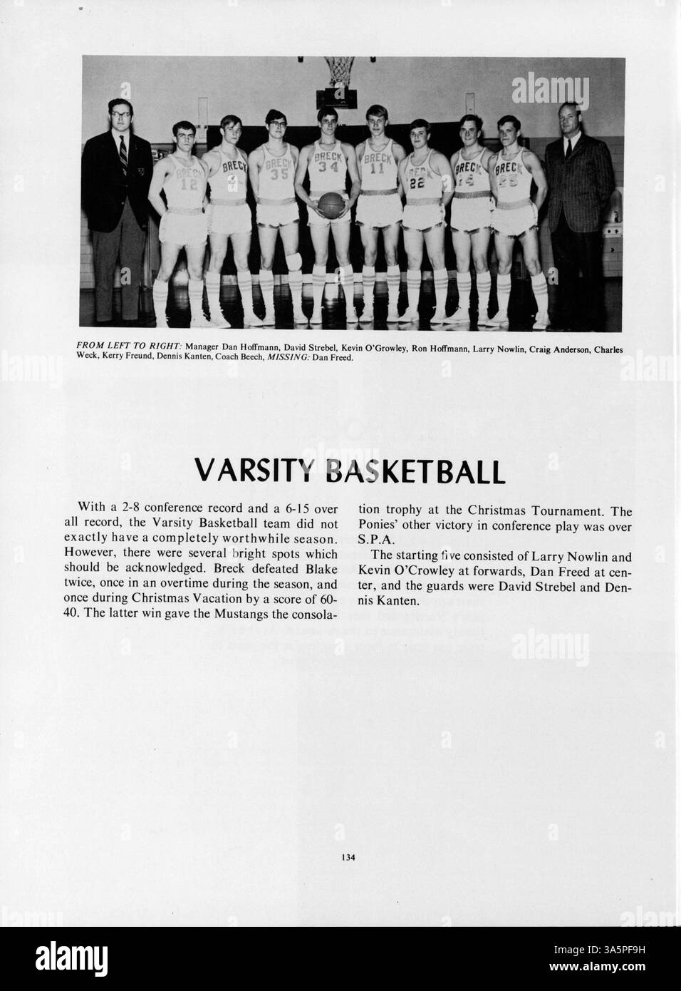 Das Mustang Yearbook 1968 fängt das Wesen der Breck School während des akademischen Jahres 1967-1968 ein und zeigt Studenten, Leichtathletik, Dozenten und bedeutende Veranstaltungen. Stockfoto
