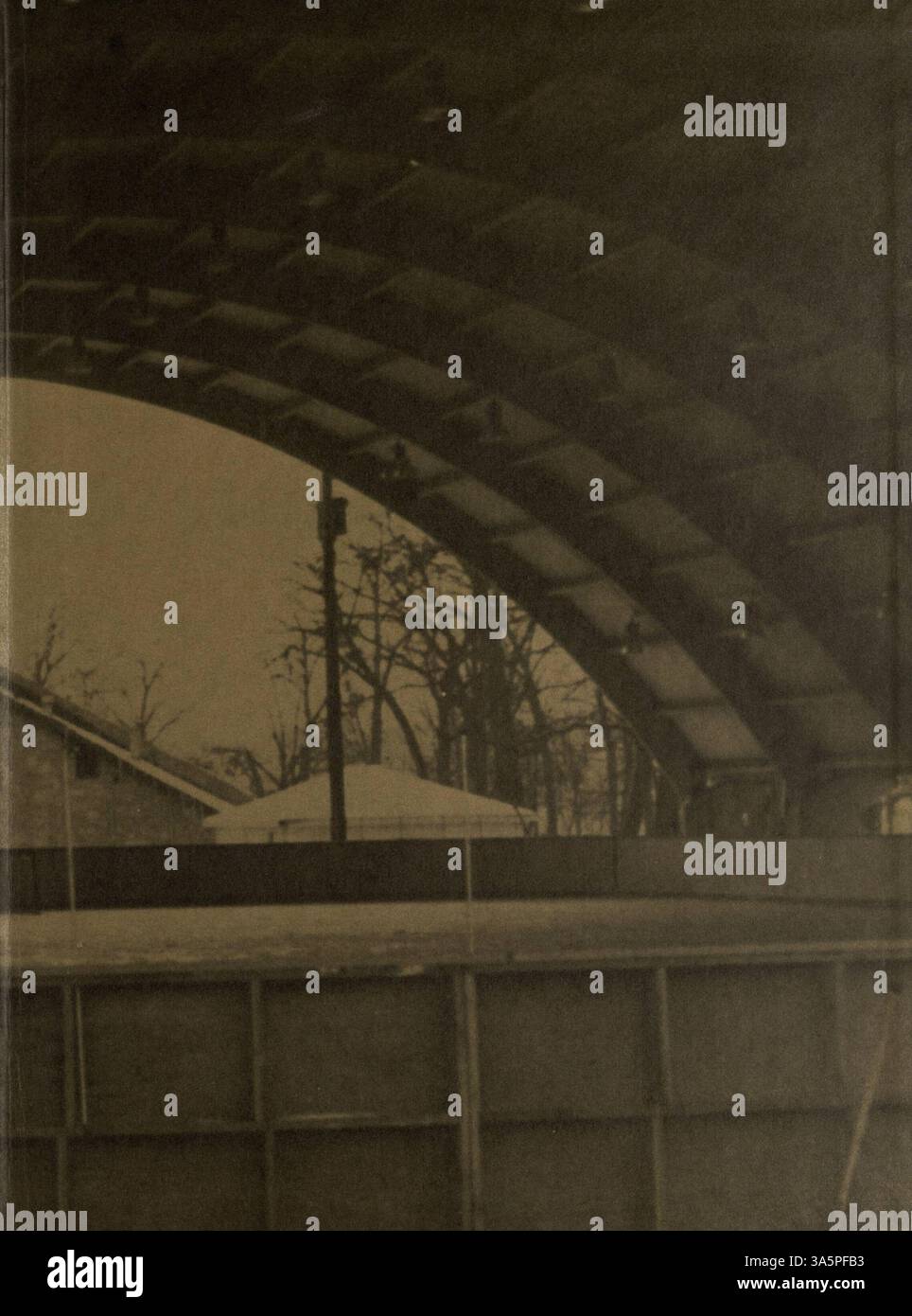 Dieses Mustang Jahrbuch 1968 von der Breck School beleuchtet die wichtigsten akademischen, sportlichen und außerschulischen Aktivitäten des Schuljahres 1967-1968. Stockfoto