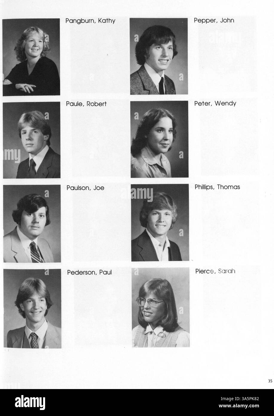 Dieses Jahrbuch der Central High School dokumentiert die akademischen und außerschulischen Höhepunkte des Schuljahres 1980-1981 mit Schülern, Lehrern und Clubs. Stockfoto