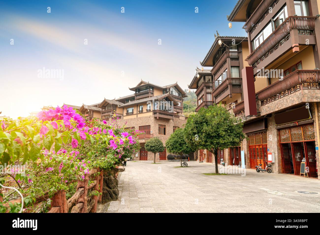 Dishui Miao Town ist eine kleine Stadt, in der sich die Menschen der Miao versammeln. Sie befindet sich im Pingbian County in Yunnan, China. Stockfoto