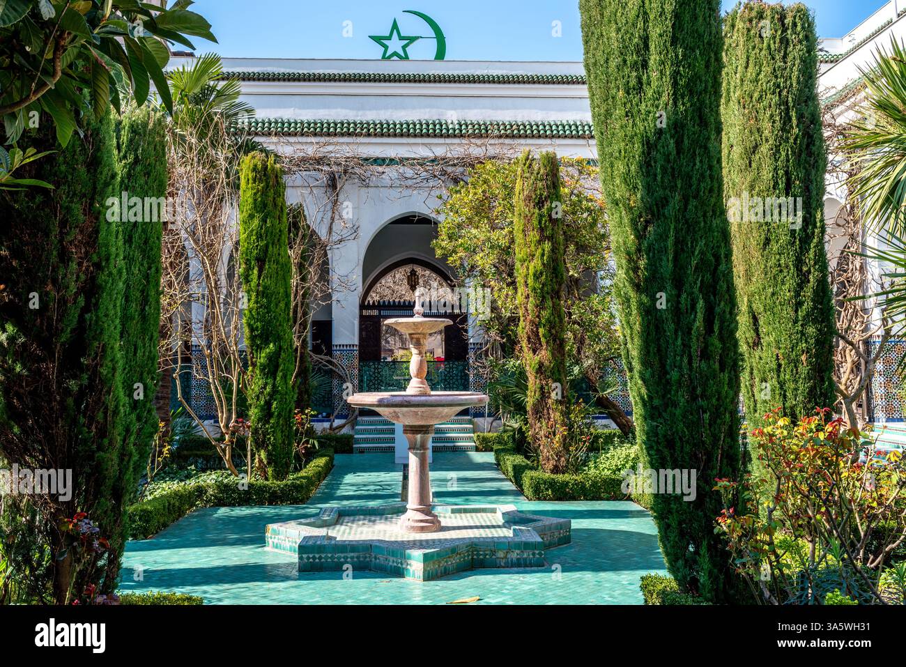 Der wunderschöne Garten der Pariser Moschee im 5. Arrondissement von Paris Stockfoto