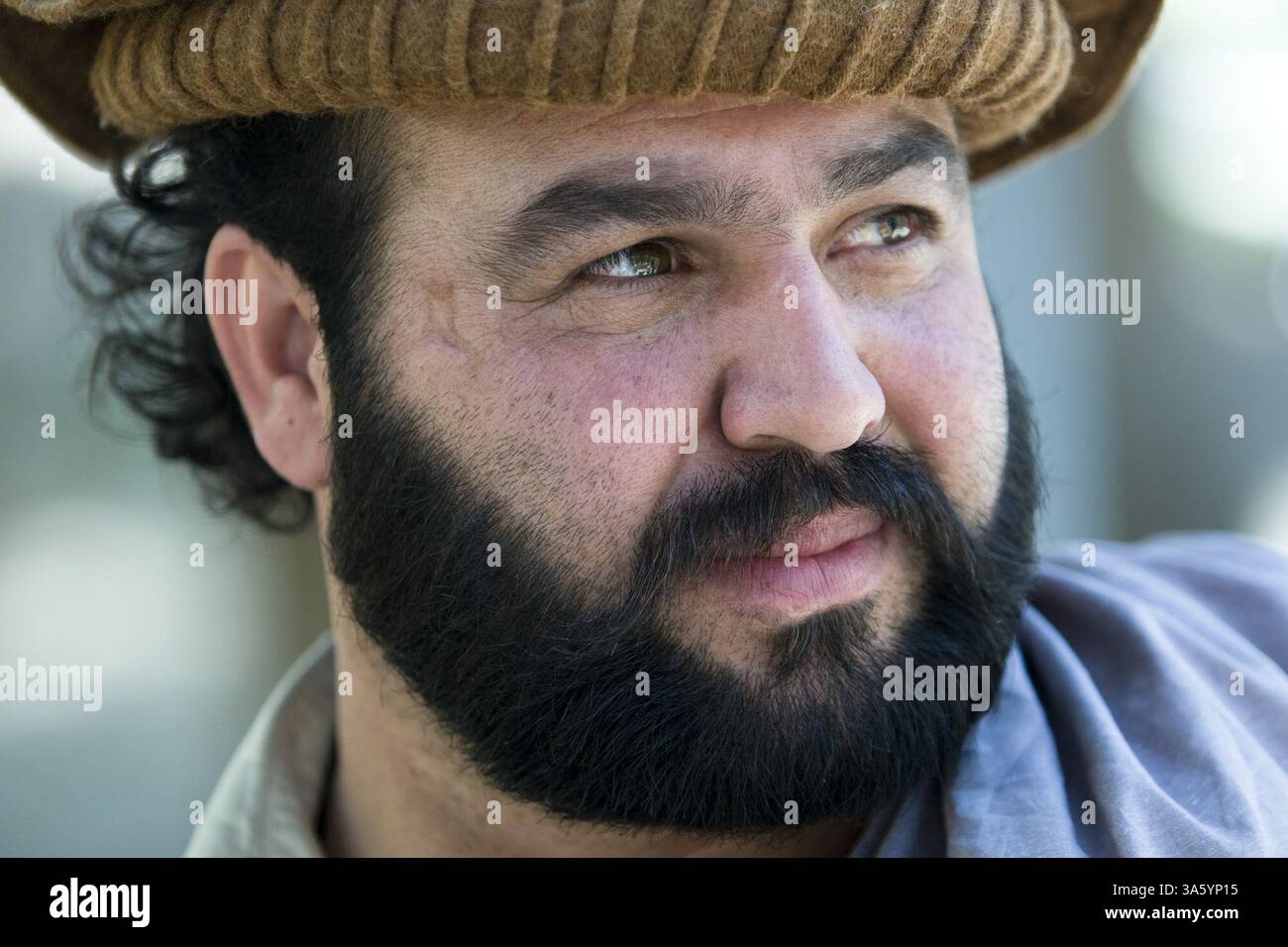 23. April 2008: Der afghanische Nazar Gul wurde im Mai 2003 von US-Soldaten und afghanischen Soldaten verhaftet. Er kam Ende 2003 in Guantanamo an und wurde im April 2007 entlassen. (Travis Heying/Wichita Eagle/MCT) (Bild: © Wichita Eagle/MCT/ZUMAPRESS.com) Stockfoto 23. April 2008: Der afghanische Nazar Gul wurde im Mai 2003 von US-Soldaten und afghanischen Soldaten verhaftet. Er kam Ende 2003 in Guantanamo an und wurde im April 2007 entlassen. (Travis Heying/Wichita Eagle/MCT) (Bild: © Wichita Eagle/MCT/ZUMAPRESS.com) Stockfoto