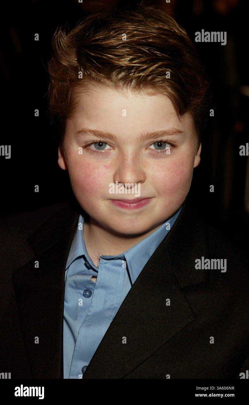 SPENCER BRESLIN KAM AM 20. OKTOBER 2003 ZUR PREMIERE VON WALT DISNEY PICTURES BRUDER BÄR IM NEUEN AMSTERDAMER THEATER IN NEW YORK CITY. FOTO Â HENRY MCGEE/GLOBE PHOTOS, INC 2003..K33611HMC (Abbildung: © Globe Photos/ZUMAPRESS.com) Stockfoto