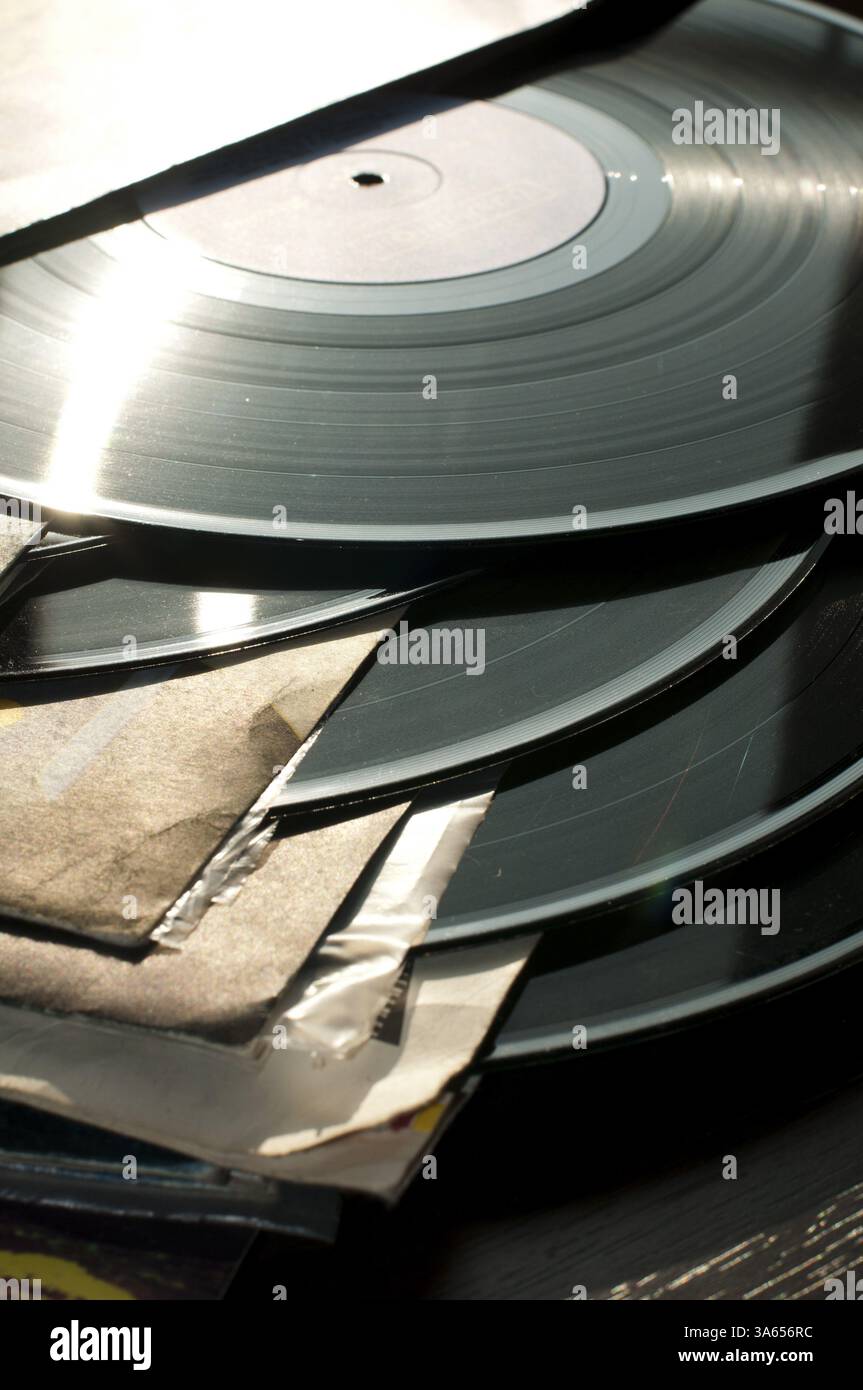 LPs und Abdeckungen. Natürliches Licht Stockfoto