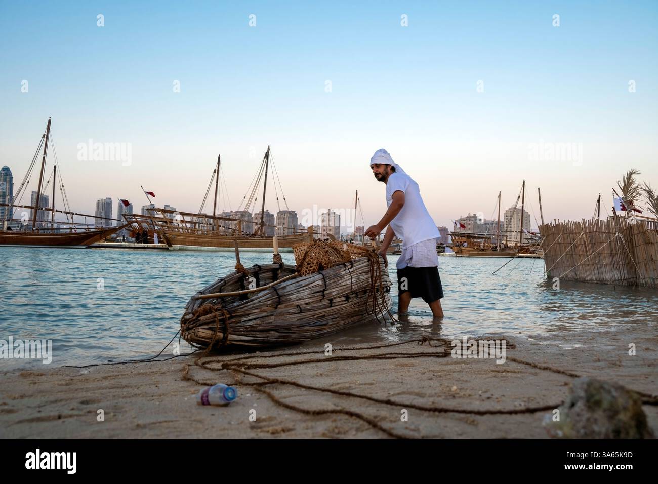 Fischerei- und Fischindustrie vom Katara Traditional Dhow Festival, Katara, Doha, Katar Stockfoto