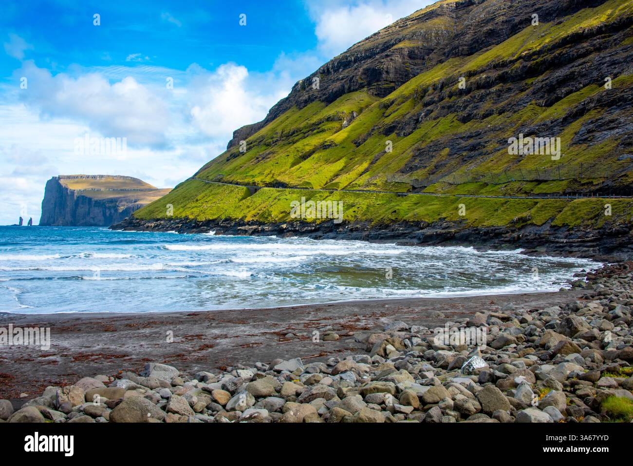 Tjornuvik Beach - Färöer Inseln Stockfoto