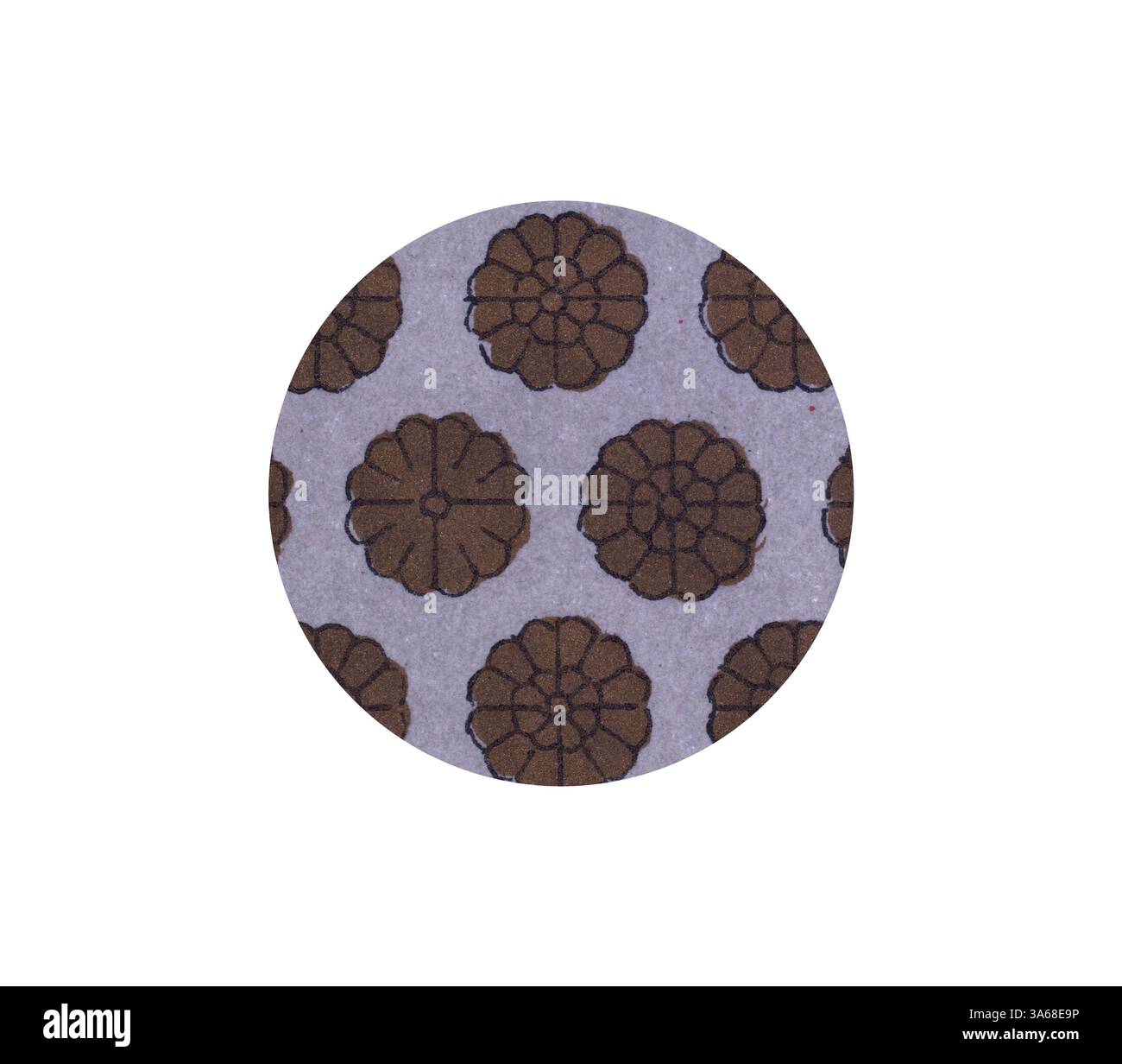 Ein kreisförmiges Muster mit stilisierten Blumenmotiven in einem sich wiederholenden Arrangement vor hellem Hintergrund. Klassische Kunst mit modernem Touch, neu interpretiert von Artotop, verwandeltes assyrisches und persisches Ornament Stockfoto