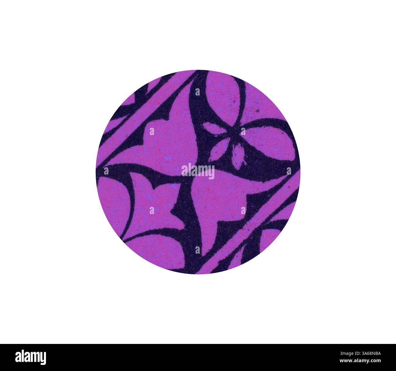 Ein rundes Design mit komplizierten Blumenmustern in leuchtenden Lila- und Tiefblau-Tönen, das eine nahtlose Mischung aus Eleganz und Kunstfertigkeit bietet. Klassische Kunst mit einem modernen Touch, das von Artotop neu interpretiert wurde, verwandeltes indisches Ornament Stockfoto
