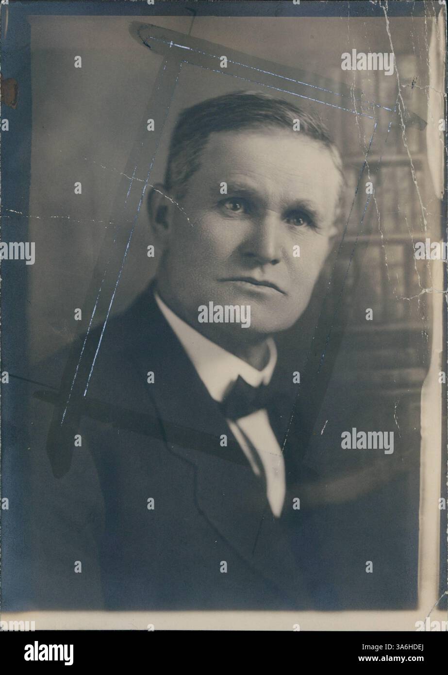 James Dwyer ist ein Kandidat für den Senator im 35. Bezirk, der ein politisches Amt anstrebt. Seine Kandidatur repräsentiert die politische Landschaft seiner Zeit und Region. Stockfoto