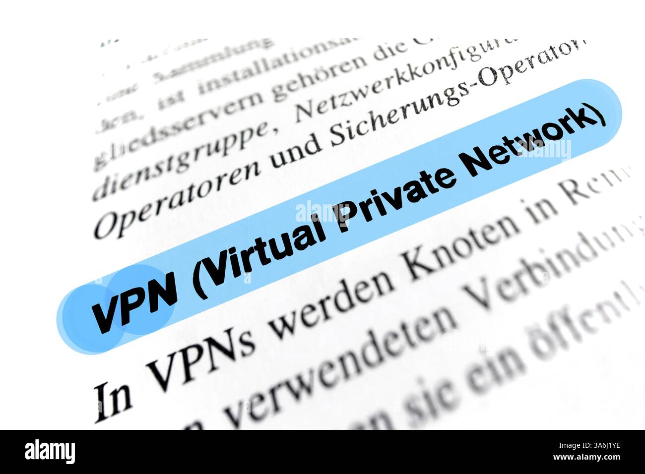 VPN (Virtual Private Network) ist eine Technologie, mit der autorisierte Computer über das Internet auf das private oder lokale Netzwerk zugreifen können Stockfoto