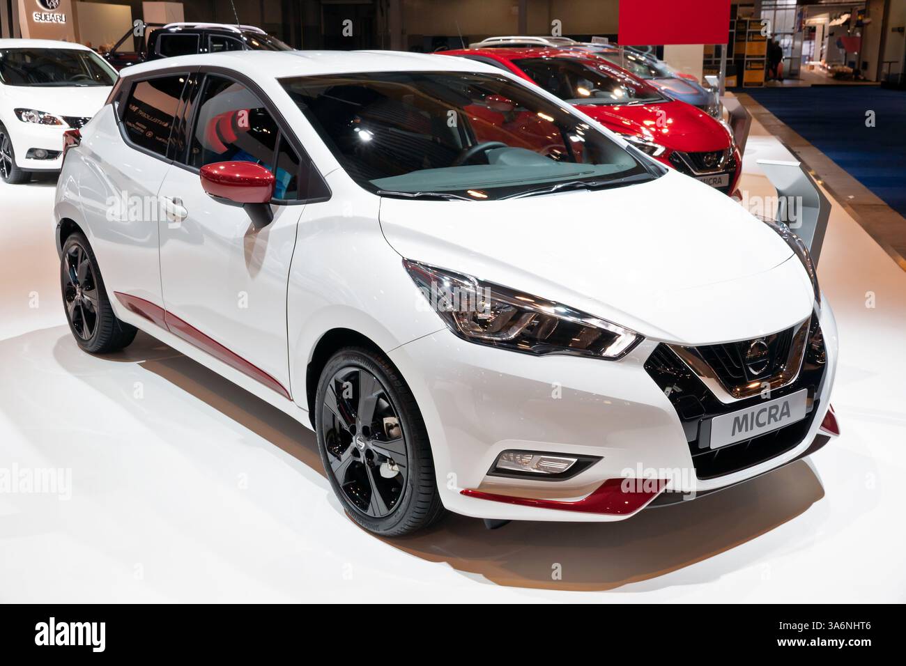Nissan Micra Car auf der Brüsseler Autosalon Motor Show. Belgien - 10. Januar 2018. Stockfoto